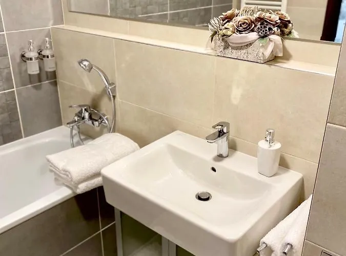 Apartman Oase - Luxurious Near The Center With Free Parking *