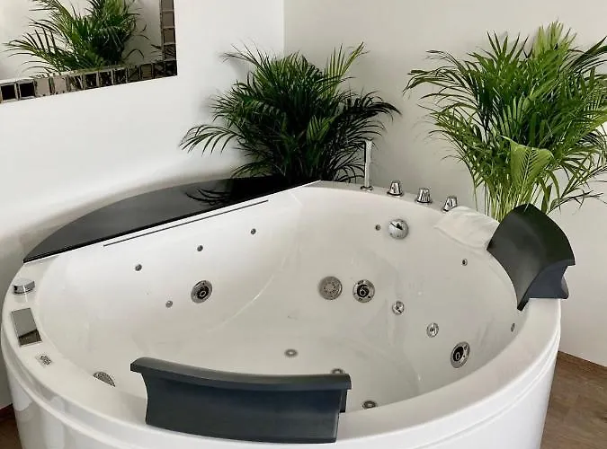 Oase - Luxurious Near The Center With Free Parking Apartman